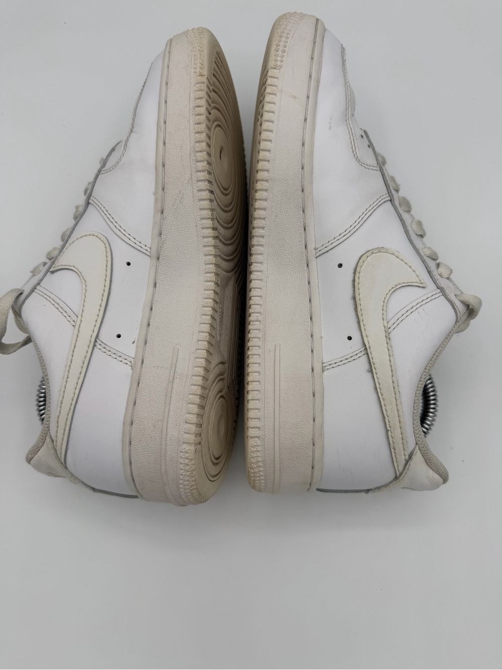Nike Air Force 1 ’07 Triple White DD8959-100 Womens Size 8 Low Top Sneakers - Picture 6 of 8